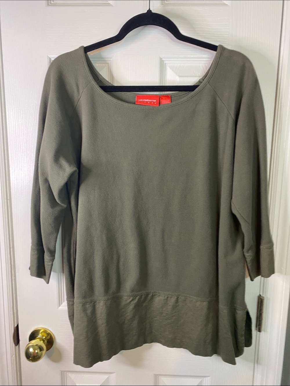 Liz Claiborne Olive Scoop-Neck Relaxed Sweatshirt Size XLarge.